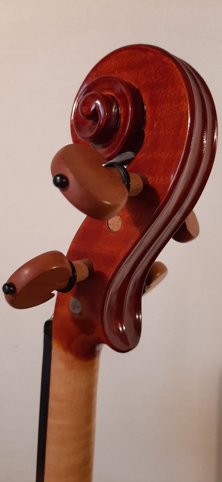 #01 Violin Model Antonio Stradivari, 1689