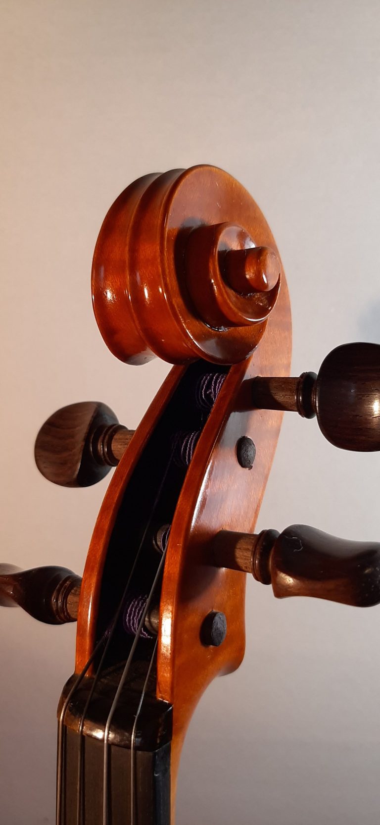 #11 Violin Model Guarneri del Gesú, 1742