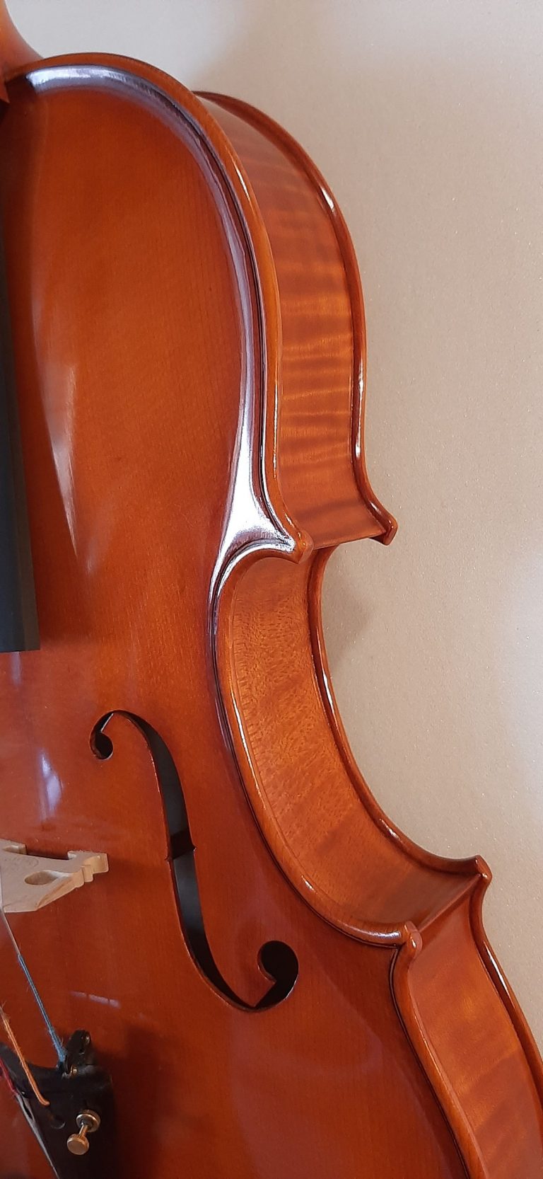 #15 Viola Model Antonio Stradivari, Medicea, 1690